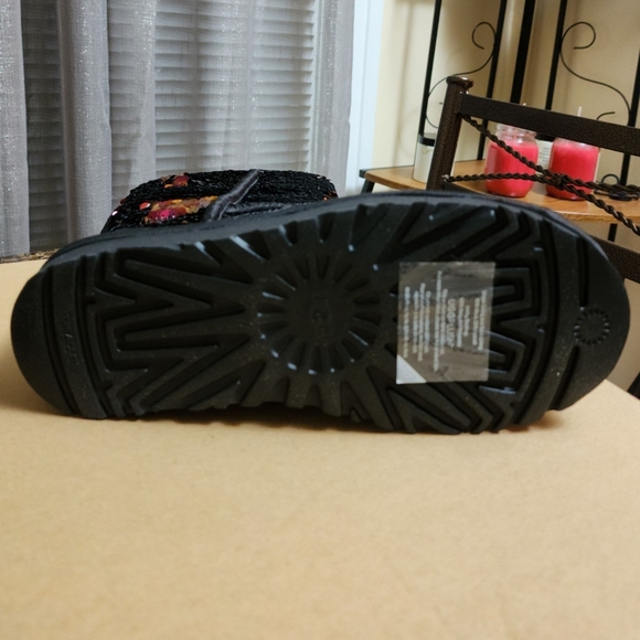 SALE! UGG Classic Short Sequin Boots - Picture 6 of 14